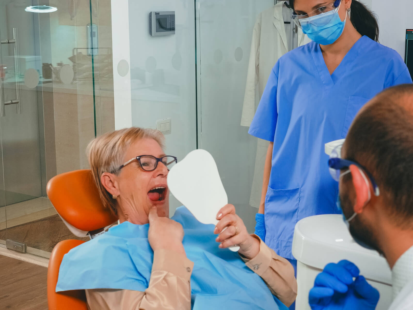 Dental Care For Seniors: What Changes As You Age?
